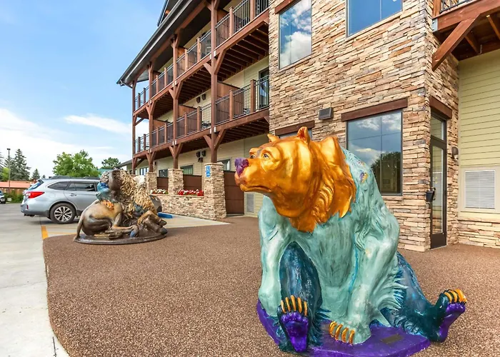 Western Premier Ivy & Hotel 4*