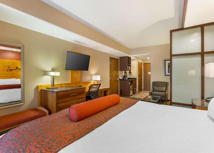 Hotel Western Premier Ivy & 4*