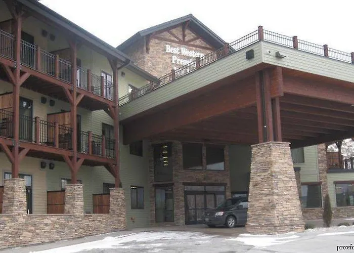 Western Premier Ivy & Hotel 4*