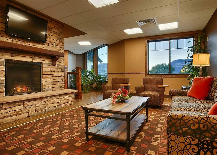 Western Premier Ivy & Hotel Cody